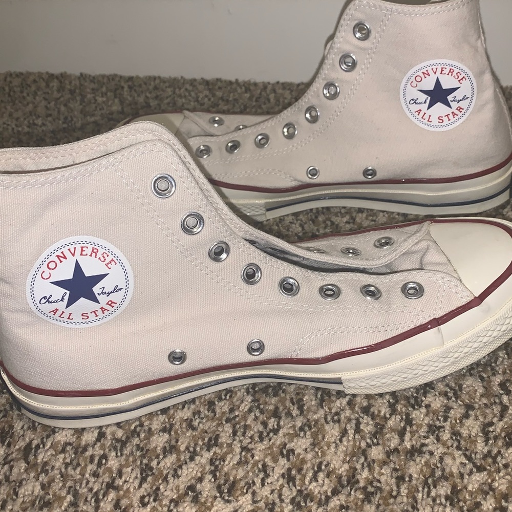 CHUCK TAYLOR CONVERSE ALL STAR - Size 10W, 8M